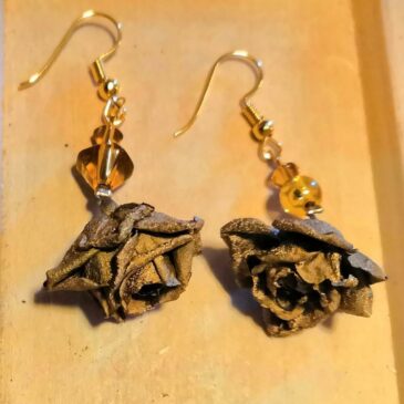 Boucles d&rsquo;oreille rose d&rsquo;or